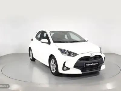Usado Toyota Yaris Edition 125 CV (91 kW) 2023 Blanco Utilitario