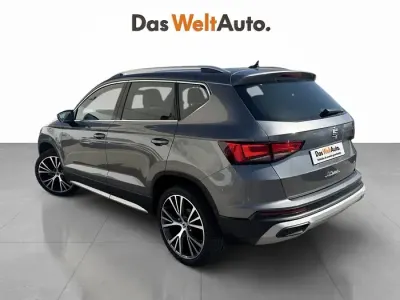 Usado Seat Ateca 4Drive 150 CV (110 kW) 2023 Gris / plata SUV