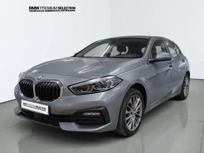 Usado BMW 118 Comfort Edition 136 CV (100 kW) 2024 Gris / plata Utilitario