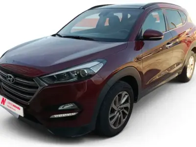 Usado Hyundai Tucson 116 CV (85 kW) 2016 Granate SUV
