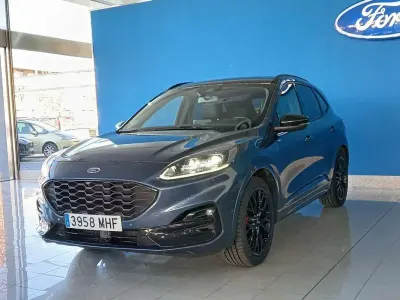 Usado Ford Kuga ST-Line X 190 CV (139 kW) 2023 Azul SUV