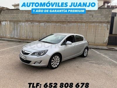 Usado Opel Astra Selective 110 CV (80 kW) 2012 Gris / plata Berlina