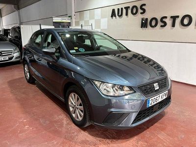 Usado Seat Ibiza XCELLENCE 95 CV (69 kW) 2018 Gris / plata Utilitario