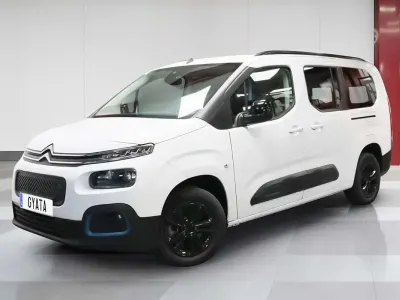 Usado Citroën Berlingo Shine 100 kW (136 CV) 2023 Blanco Monovolumen