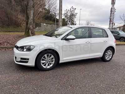 Usado VW Golf VII Advance 105 CV (77 kW) 2013 Blanco Berlina