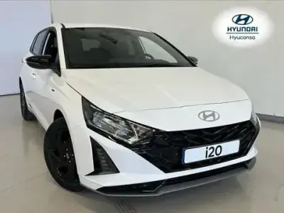 Nuevo Hyundai i20 Blackline 90 CV (66 kW) 2026 Blanco Utilitario