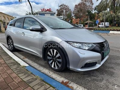 Gris / plata Usado 2015 Honda Civic Comfort Familiar | 6800 €