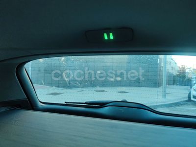 Usado VW Touareg 225 CV (165 kW) 2006 Gris / plata SUV