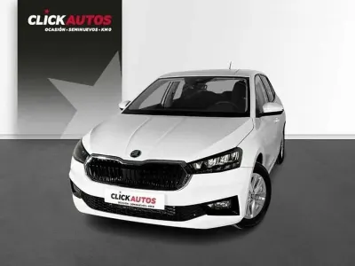 Usado Skoda Fabia Ambition 111 CV (81 kW) 2024 Blanco Utilitario