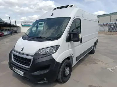 Usado Peugeot Boxer 140 CV (102 kW) 2022 Blanco Van