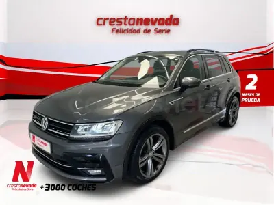 Usado VW Tiguan R-line 110 CV (80 kW) 2019 Gris / plata SUV
