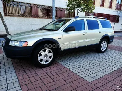 Usado Volvo XC70 Summum 185 CV (136 kW) 2007 Beige Familiar
