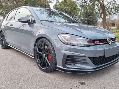 Usado VW Golf VII GTI 290 CV (213 kW) 2019 Gris / plata Berlina
