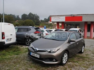 Toyota Auris Hybrid