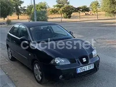 Usado Seat Ibiza Reference 75 CV (55 kW) 2006 Negro Utilitario