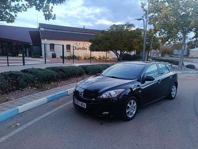 Negro Usado 2011 Mazda 3 Active Utilitario | 4300 € (Un poco caro)