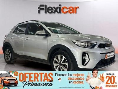 Usado Kia Stonic 84 CV (61 kW) 2024 Gris SUV