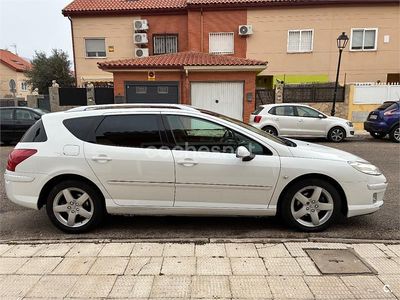 Usado Peugeot 407 Sport 136 CV (100 kW) 2008 Blanco Familiar