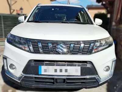 Usado Suzuki Vitara GLX 129 CV (94 kW) 2020 Blanco SUV