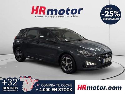 Usado Hyundai i30 120 HP (88 kW) 2022 Azul Sedan