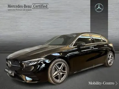 Usado Mercedes A180 116 CV (85 kW) 2024 Negro noche Berlina