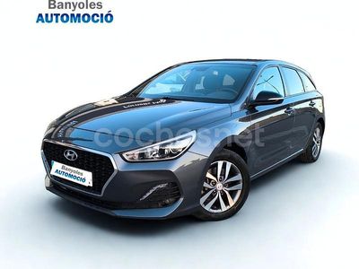 Violeta / lila Usado 2018 Hyundai i30 GO! Familiar | 12.900 € (Un poco caro)