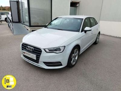 Usado Audi A3 Sportback Ambiente 105 CV (77 kW) 2013 Blanco Utilitario