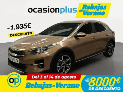 Usado Kia XCeed 160 CV (117 kW) 2022 Marrón SUV