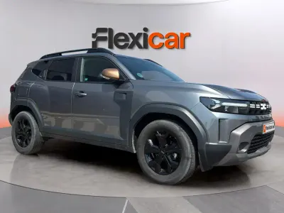 Usado Dacia Duster Extreme 131 CV (96 kW) 2025 Gris SUV