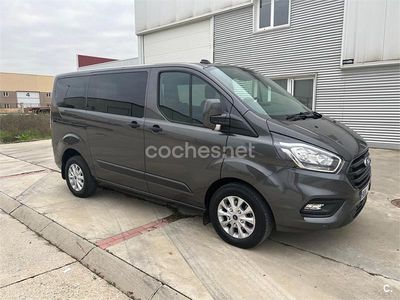 Gris / plata Usado 2022 Ford Transit Custom Nugget Monovolumen | 33.058 € (Caro)