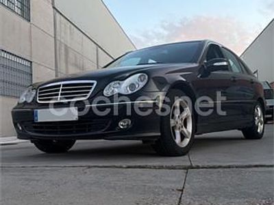 Usado Mercedes C230 Avantgarde 204 CV (150 kW) 2005 Negro Berlina