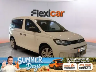 Usado VW Caddy Beach 102 CV (75 kW) 2021 Blanco Monovolumen