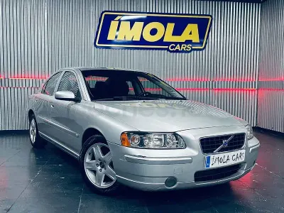 Occasion Volvo S60 Summum 163 PK (119 kW) 2005 Grijs Sedan