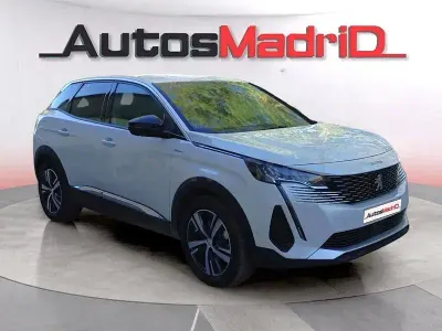 Usado Peugeot 3008 Allure 225 CV (165 kW) 2023 Blanco SUV