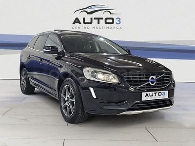 Usado Volvo XC60 R-Design Momentum 190 CV (139 kW) 2016 Negro SUV