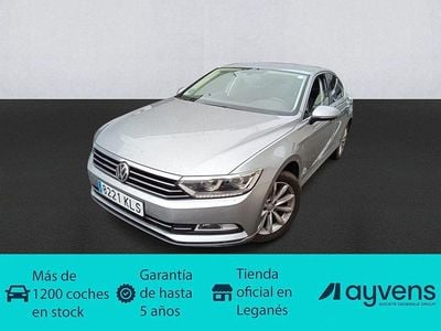 Usado VW Passat Advance 120 CV (88 kW) 2018 Gris Berlina