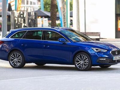 Usado Seat Leon ST Style 131 CV (96 kW) 2023 Blanco Familiar