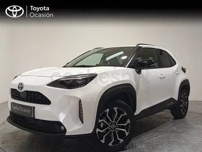 Usado Toyota Yaris Cross Active 130 CV (95 kW) 2025 Blanco SUV