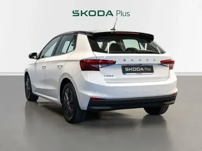 Usado Skoda Fabia Style 95 CV (69 kW) 2023 Blanco Utilitario