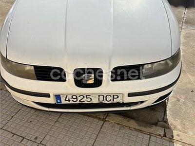 Blanco Usado 2004 Seat Leon Sport Berlina | 2000 € (Super precio)
