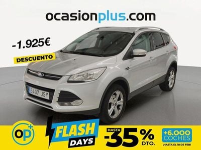 Usado Ford Kuga Trend 150 CV (110 kW) 2016 Gris / plata SUV