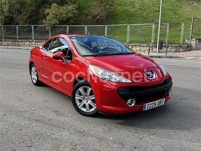 Usado Peugeot 207 CC 120 CV (88 kW) 2008 Rojo Descapotable