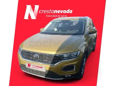 Usado VW T-Roc Advance 150 CV (110 kW) 2021 Amarillo SUV