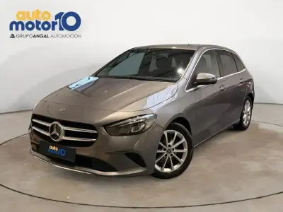 Usado Mercedes B200 150 CV (110 kW) 2019 Gris Utilitario