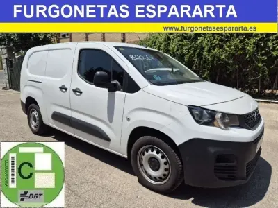 Usado Peugeot Partner Premium 102 CV (75 kW) 2020 Blanco Monovolumen