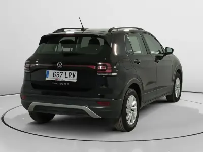 Usado VW T-Cross Advance 110 CV (80 kW) 2021 Blanco SUV