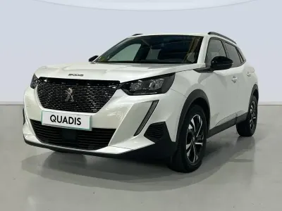 Usado Peugeot 2008 Allure 101 CV (74 kW) 2022 Blanco SUV