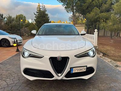 Blanco Usado 2017 Alfa Romeo Stelvio SUV | 19.900 € (Un poco caro)