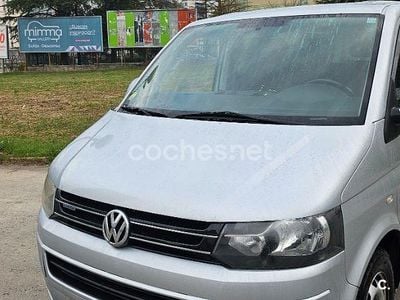 Usado VW Multivan Startline 114 CV (83 kW) 2012 Gris / plata Monovolumen