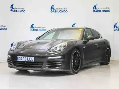 Usado Porsche Panamera 420 CV (308 kW) 2013 Gris Utilitario